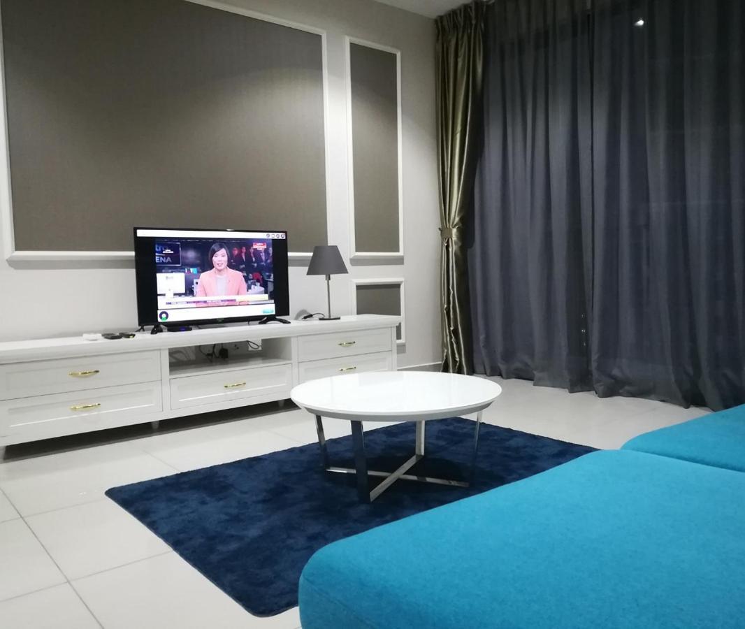 RUMAHCOZY Homestay i-City Shah Alam Bagian luar foto